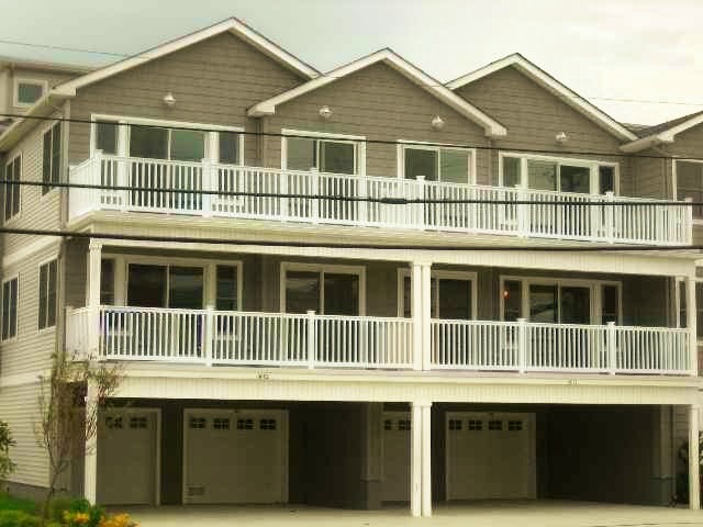 2510 SURF AVENUE CONDOMINIUMS UNIT 100 - NORTH WILDWOOD SUMMER VACATION RENTALS WITH POOLS - WILDWOODRENTS -  ISLAND REALTY GROUP