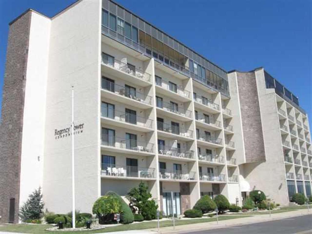500 KENNEDY DRIVE  REGENCY TOWERS #404 - NORTH WILDWOOD BEACHFRONT SUMMER VACATION RENTALS with POOLS at WILDWOODRENTS.COM - Newly renovated studio in the Regency Towers Condominiums in North Wildwood. Condo is located on the north side of the building with an ocean view. Unit has an efficiency kitchen with fridge, range, dishwasher, microwave, coffeemaker, blender, and crock-pot. Sleeps 4; queen bed, queen sleep sofa. Amenities include central a/c, coin op washer/dryer, elevator, loading area, wifi, pool, 2 common gas grills, 1 car off street parking. North Wildwood Rentals, Wildwood Rentals, Wildwood Crest Rentals and Diamond Beach Rentals in all price ranges for weekly, monthly, seasonal and weekend vacation rentals plus Wildwood real estate sales of homes, condos, vacation and investment properties in and around Wildwood New Jersey. We offer over 400 properties plus exclusive vacation homes so you can book the shore rental of your choice online and guarantee your vacation at the Shore. Rent with confidence at Island Realty Group! Visit www.wildwoodrents.com to book online or call our office at 609.522.4999. Our office at 1701 New Jersey Avenue in North Wildwood is open 7 days a week!