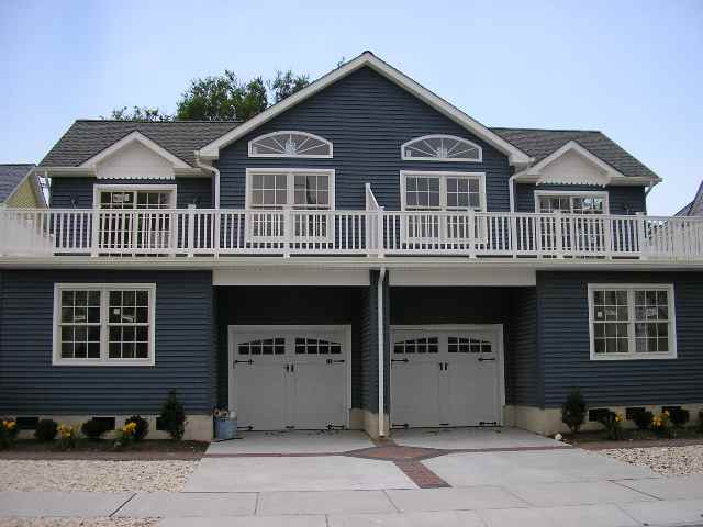 Rent in Wildwood, North Wildwood and Wildwood Crest for weekly, monthly, seasonal and weekend vacation rentals plus real estate information for buying, and selling homes, condos, vacation and investment properties in and around Wildwood, North Wildwood and Wildwood Crest plus events, attractions, restaurants, campgrounds, golfing information, accommodations and activities in this seashore area.