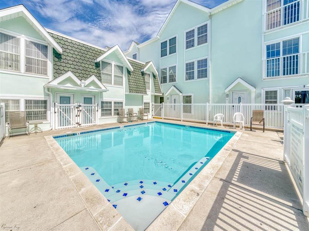 215 EAST HAND AVENUE  SEABIRD CONDOS #8 - WILDWOOD SUMMER VACATION RENTALS with POOLS at WILDWOODRENTS.COM managed by ISLAND REALTY GROUP - 3 bedroom, 2 bath vacation home located at the Sea Bird Condominiums in Wildwood. Amenities include pool, central a/c, washer/dryer and is located two blocks to the beach and boardwalk. Kitchen offers range, fridge, , dishwasher, disposal, coffeemaker, toaster and blender. Wildwood Rentals, North Wildwood Rentals, Wildwood Crest Rentals and Diamond Beach Rentals in all price ranges for weekly, monthly, seasonal and weekend vacation rentals plus Wildwood real estate sales of homes, condos, vacation and investment properties in and around Wildwood New Jersey. We offer over 400 properties plus exclusive vacation homes so you can book the shore rental of your choice online and guarantee your vacation at the Shore. Rent with confidence at Island Realty Group! Visit www.wildwoodrents.com to book online or call our office at 609.522.4999. Our office at 1701 New Jersey Avenue in North Wildwood is open 7 days a week!