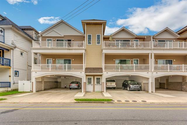 218 EAST POPLAR AVENUE #102A - WILDWOOD SUMMER VACATION RENTALS at WILDWOODRENTS.COM - 3 bedroom, 2 bath vacation home located in Wildwood. Home offers a full kitchen with range, fridge, disposal, blender, microwave, toaster and coffeemaker. Amenities include central a/c, WiFi, 3 car off street parking, balcony, and washer/dryer. Sleeps12; 3 queen, 4 twin. Wildwood Rentals, North Wildwood Rentals, Wildwood Crest Rentals and Diamond Beach Rentals in all price ranges for weekly, monthly, seasonal and weekend vacation rentals plus Wildwood real estate sales of homes, condos, vacation and investment properties in and around Wildwood New Jersey. We offer over 400 properties plus exclusive vacation homes so you can book the shore rental of your choice online and guarantee your vacation at the Shore. Rent with confidence at Island Realty Group! Visit www.wildwoodrents.com to book online or call our office at 609.522.4999. Our office at 1701 New Jersey Avenue in North Wildwood is open 7 days a week!