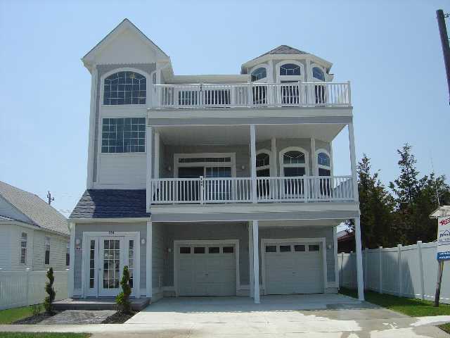 220 WEST 9TH AVENUE - WATERFRONT CONDO - NORTH  WILDWOOD SUMMER VACATION RENTALS - WILDWOODRENTS -  ISLAND REALTY GROUP