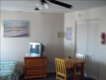 DIPLOMAT CONDOS - Wildwood Vacation Rentals at Island Realty Group - Fasy Real Estate, Wildwood Realtors offering information for Buying and Renting Wildwood Real Estate such as North Wildwood Homes and Condos for Sale and rent, Wildwood homes and Condos for Sale and rent, Wildwood Crest Homes and Condos for Sale and rent, Diamond Beach Homes and Condos for Sale and rent  plus Wildwood Vacation Rentals, North Wildwood Vacation Rentals, Wildwood Crest Vacation Rentals and Diamond Beach Vacation Rentals and also information for renting, dining, having fun  and staying in Wildwood New Jersey.