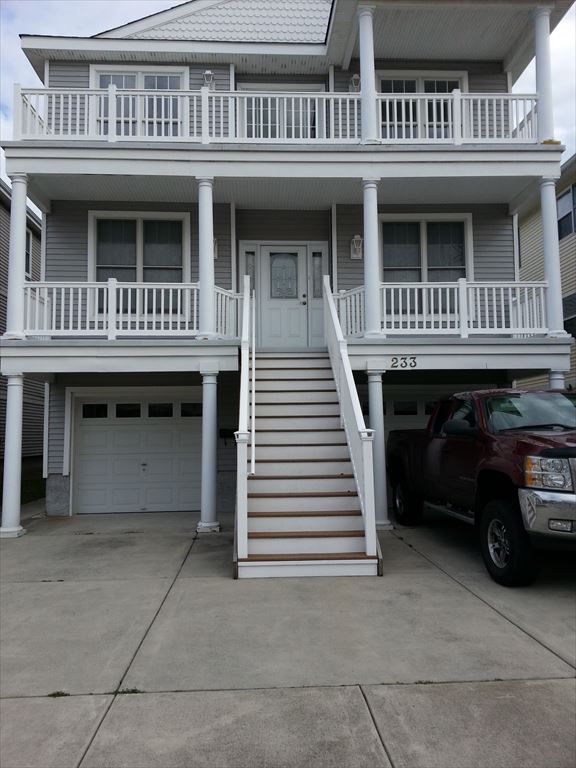 233 EAST TAYLOR AVENUE UNIT #100 – WILDWOOD RENTALS - Four bedroom, two bath vacation home located in the heart of the Island. Home offers a full kitchen with range, fridge, dishwasher, microwave, coffeemaker and toaster. Sleeps 10; 4 queen and queen sleep sofa. Amenities include central a/c, washer/dryer, wifi, balcony, outside shower, gas grill and 4 car off street parking. Wildwood Rentals, North Wildwood Rentals, Wildwood Crest Rentals and Diamond Beach Rentals in all price ranges for weekly, monthly, seasonal and weekend vacation rentals plus Wildwood real estate sales of homes, condos, vacation and investment properties in and around Wildwood New Jersey. We offer over 400 properties plus exclusive vacation homes so you can book the shore rental of your choice online and guarantee your vacation at the Shore. Rent with confidence at Island Realty Group!