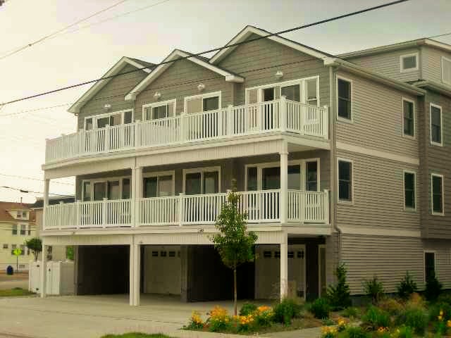 2508 SURF AVENUE UNIT 200 - NORTH WILDWOOD LUXURY CONDO FOR RENT WITH POOL - North Wildwood Vacation Rentals at Island Realty Group - Fasy Real Estate, Wildwood Realtors offering information for Buying and Renting Wildwood Real Estate such as North Wildwood Homes and Condos for Sale and rent, Wildwood homes and Condos for Sale and rent, Wildwood Crest Homes and Condos for Sale and rent, Diamond Beach Homes and Condos for Sale and rent  plus Wildwood Vacation Rentals, North Wildwood Vacation Rentals, Wildwood Crest Vacation Rentals and Diamond Beach Vacation Rentals and also information for renting, dining, having fun  and staying in Wildwood New Jersey.