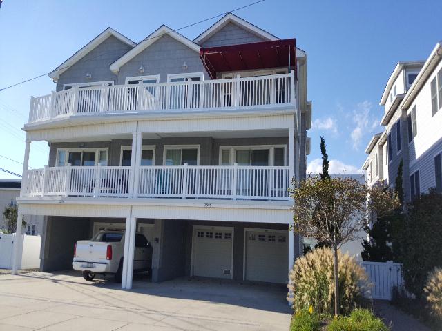2508 SURF AVENUE #200 - SURF AVENUE CONDOMINIUMS - 4 Bedroom 2 Bath Condo located in the 2500 Block of Surf Avenue in North Wildwood 50 feet from Beachblock, only 1 block from the world-famous Wildwood boardwalk, beach and amusements. Refreshing and inviting pool plus upscale decor and finishes make these North Wildwood beach homes the perfect summer vacation rental for the whole family. These exceptional residences boast an open floor plan and are outfitted with central air conditioning, heat, gourmet kitchen, master suite and large expansive deck. Private garages for each home. Book early as these properties book solid each and every season. Wildwood Rentals, North Wildwood Rentals and Wildwood Crest Rentals in all price ranges for weekly, monthly, seasonal and weekend vacation rentals plus Wildwood real estate sales of homes, condos, vacation and investment properties in and around Wildwood New Jersey. On our website you will also find information on amusements, attractions, special events and things to do throughout the Wildwoods and Cape May County