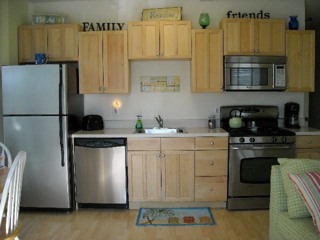 303 EAST POPLAR AVENUE - WILDWOOD SUMMER VACATION RENTALS - ISLAND REALTY GROUP