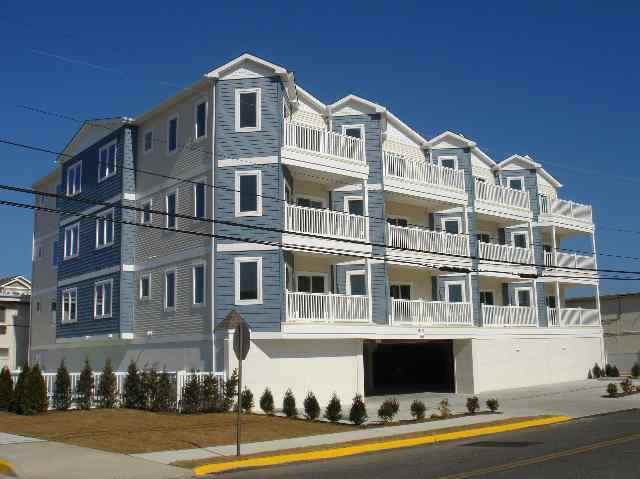 401 East Stanton Road Tahitian Condos - Rent in Wildwood, North Wildwood and Wildwood Crest for weekly, monthly, seasonal and weekend vacation rentals plus real estate information for buying, and selling homes, condos, vacation and investment properties in and around Wildwood, North Wildwood and Wildwood Crest plus events, attractions, restaurants, campgrounds, golfing information, accommodations and activities in this seashore area.