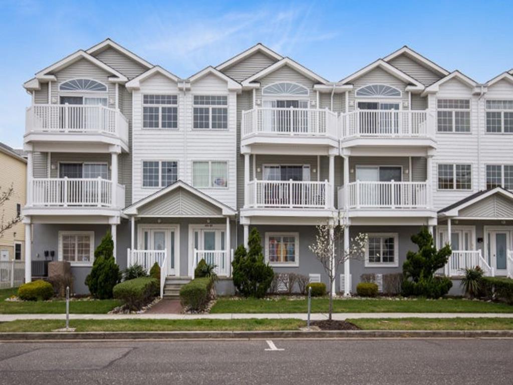 406 EAST 22ND AVENUE BEACHVIEW CONDOS UNIT B NORTH WILDWOOD