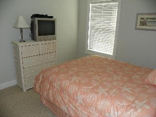 North Wildwood Vacation Rentals at Island Realty Group - Fasy Real Estate, Wildwood Realtors offering information for Buying and Renting Wildwood Real Estate such as North Wildwood Homes and Condos for Sale and rent, Wildwood homes and Condos for Sale and rent, Wildwood Crest Homes and Condos for Sale and rent, Diamond Beach Homes and Condos for Sale and rent  plus Wildwood Vacation Rentals, North Wildwood Vacation Rentals, Wildwood Crest Vacation Rentals and Diamond Beach Vacation Rentals and also information for renting, dining, having fun  and staying in Wildwood New Jersey.
