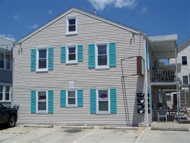 Wildwood Summer Rentals - North Wildwood Summer Rentals - Wildwood Crest Summer Rentals - Rent in Wildwood, North Wildwood and Wildwood Crest for weekly, monthly, seasonal and weekend vacation rentals plus real estate information for buying, and selling homes, condos, vacation and investment properties in and around Wildwood, North Wildwood and Wildwood Crest plus events, attractions, restaurants, campgrounds, golfing information, accommodations and activities in this seashore area.