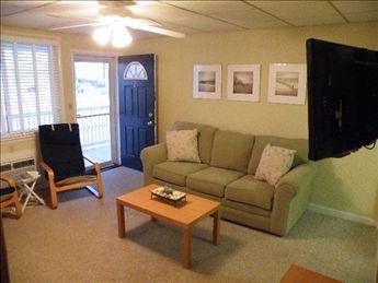 MERMAID CONDOS summer rentals, north wildwood summer rentals, island realty group wildwood rentals