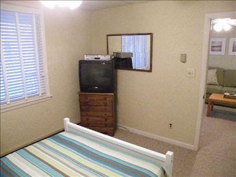 MERMAID CONDOS summer rentals, north wildwood summer rentals, island realty group wildwood rentals
