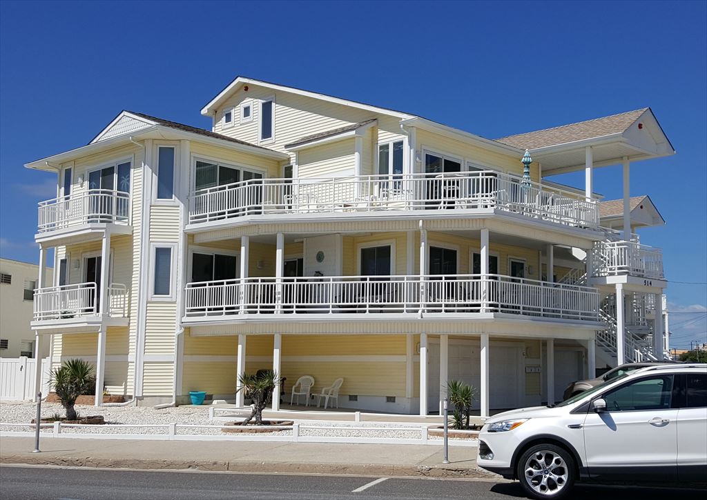 514 EAST 7TH AVENUE UNIT C – NORTH WILDWOOD BEACHFRONT RENTALS - Three bedroom, two bath ocean view vacation home! In addition to the water view this home has a full kitchen with range, fridge, ice maker, dishwasher, disposal, microwave, toaster and coffeemaker. Amenities include wifi, washer/dryer, central a/c, 2 car off street parking, balcony, gas grill, outside shower. Sleeps 6; 3 queens.
