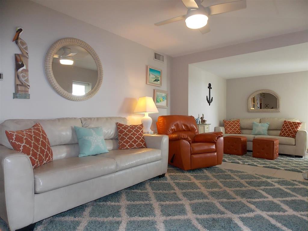 539 East 9th Avenue Longbeach Condos 103 North