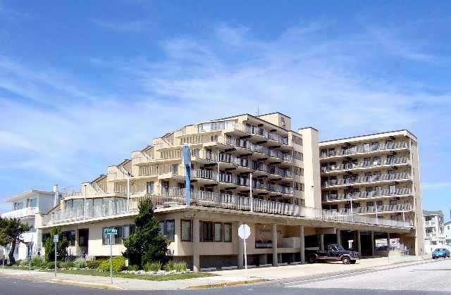 SEACREST TOWERS in NORTH WILDWOOD – 600 KENNEDY DRIVE #405 - One bedroom, one bath condo located at the Seacrest Towers Oceanfront Condominiums in North Wildwood. Unit offers full kitchen with fridge, range, stovetop, dishwasher, toaster, microwave, blender, and coffeemaker. Sleeps 6; 2 queen beds queen sleep sofa. Ocean view from the side of the building. Amenities include pool, central a/c, outside shower, elevator, common area washer/dryer, one car off street assigned parking and WiFi in the lobby.