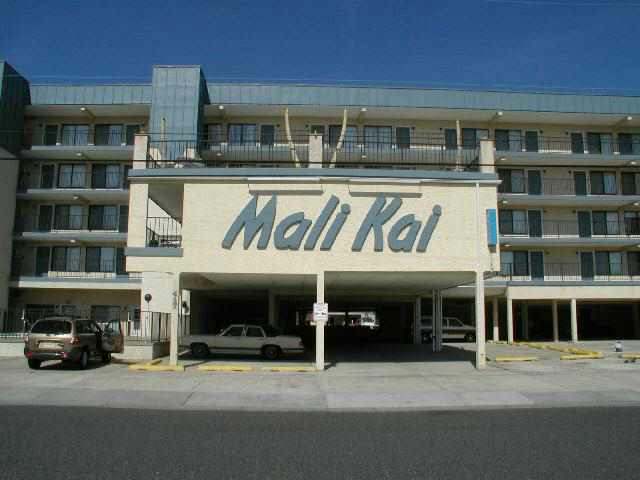 Wildwood Summer Rentals - North Wildwood Summer Rentals - Wildwood Crest Summer Rentals - Rent in Wildwood, North Wildwood and Wildwood Crest for weekly, monthly, seasonal and weekend vacation rentals plus real estate information for buying, and selling homes, condos, vacation and investment properties in and around Wildwood, North Wildwood and Wildwood Crest plus events, attractions, restaurants, campgrounds, golfing information, accommodations and activities in this seashore area.